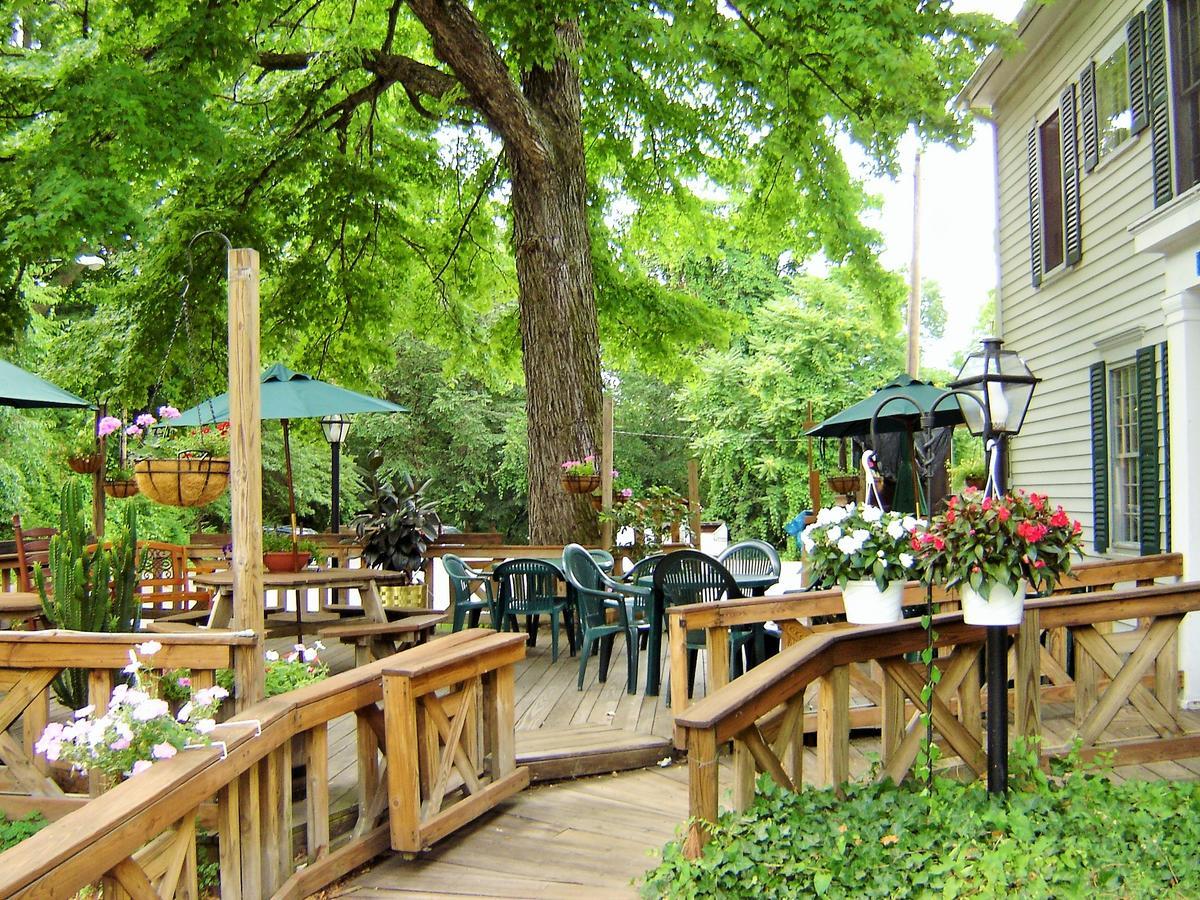 Rider'S Inn Painesville Kültér fotó